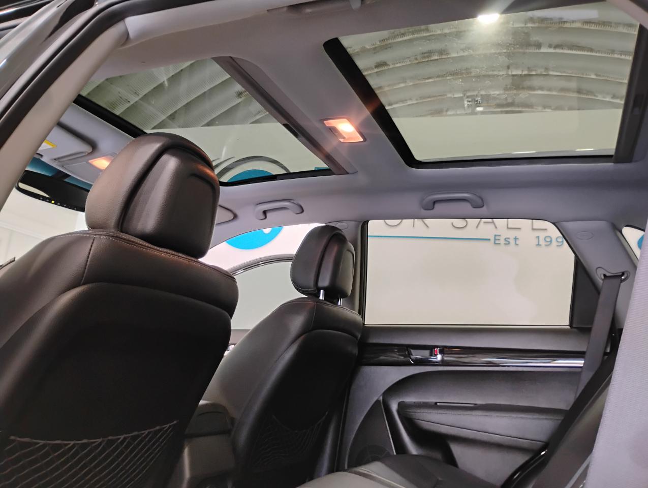 Kia Sorento SX 2WD 2012