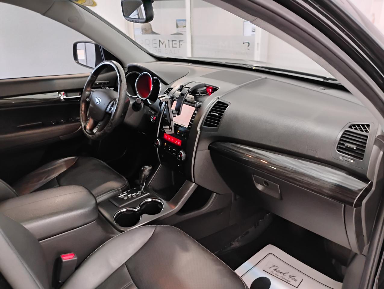 Kia Sorento SX 2WD 2012