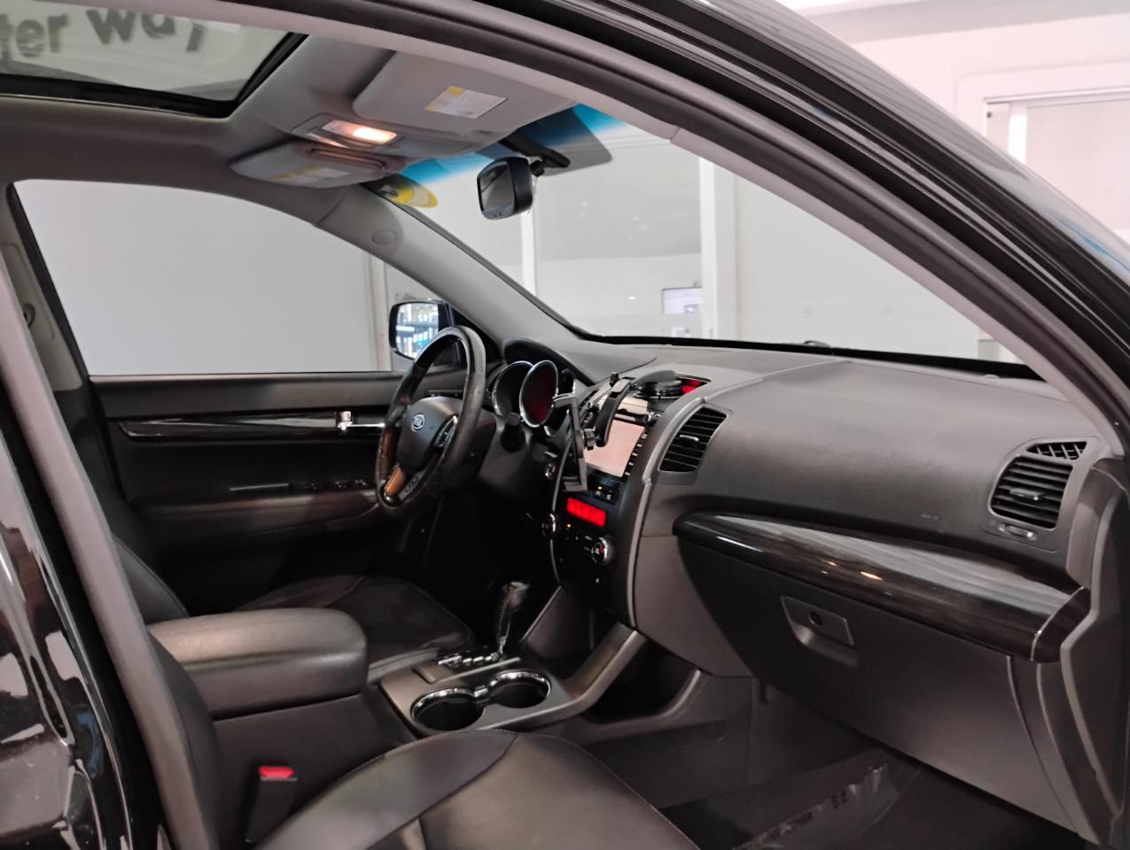 Kia Sorento SX 2WD 2012