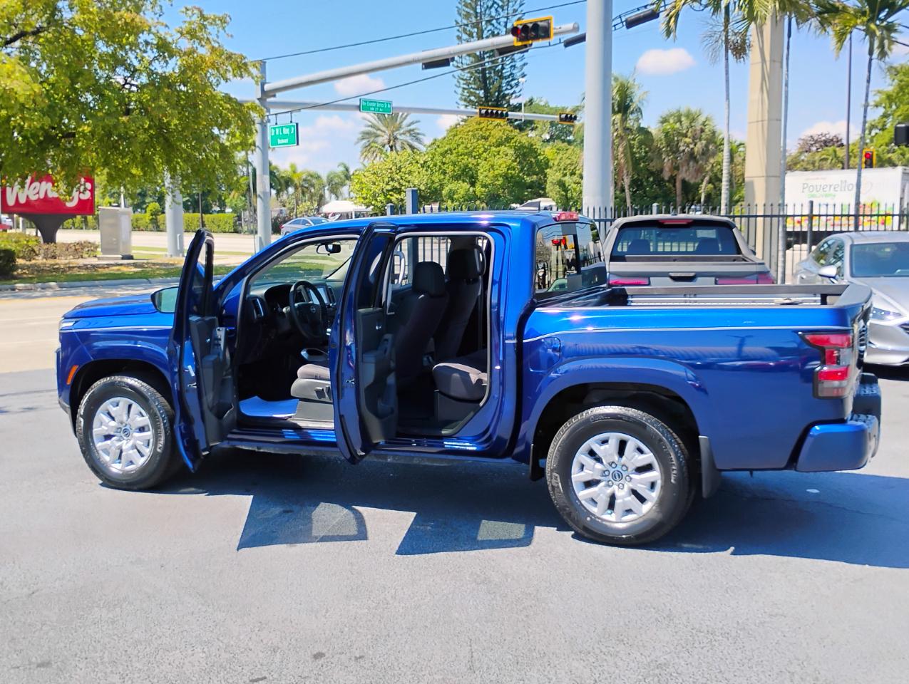 Nissan Frontier S Crew Cab 2WD 2023