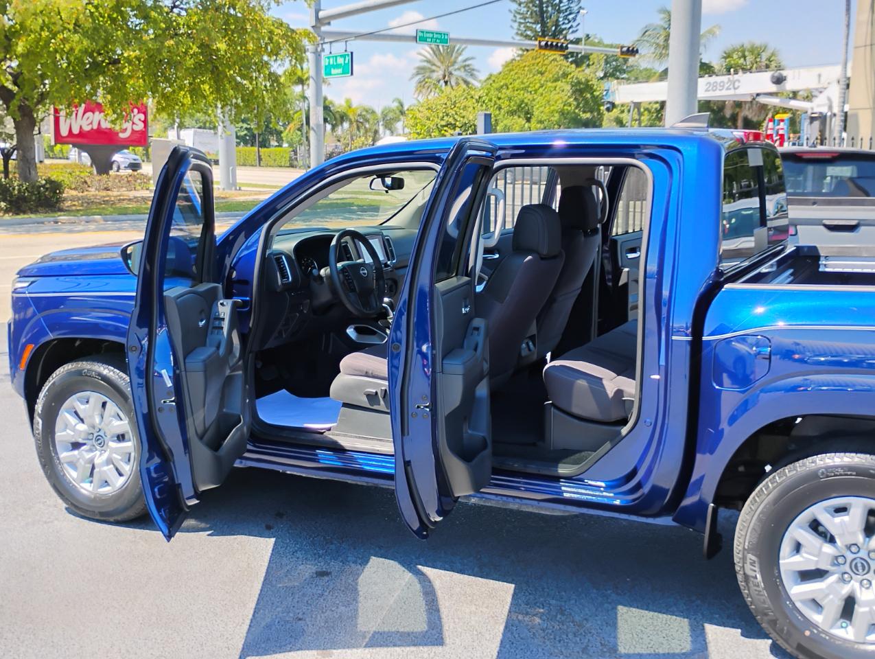Nissan Frontier S Crew Cab 2WD 2023