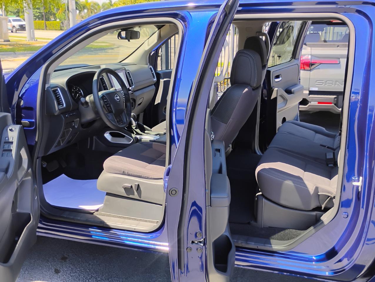 Nissan Frontier S Crew Cab 2WD 2023