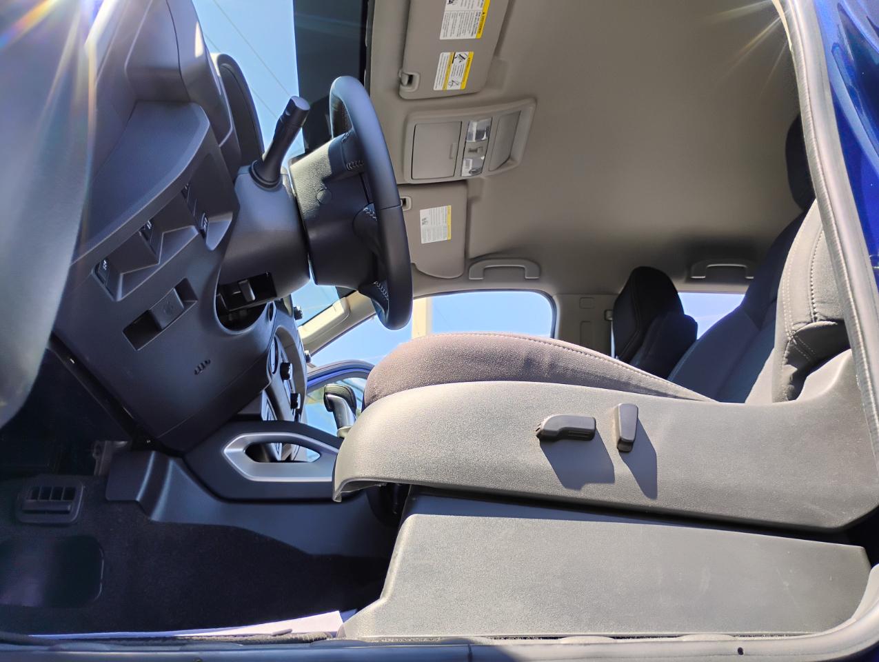 Nissan Frontier S Crew Cab 2WD 2023