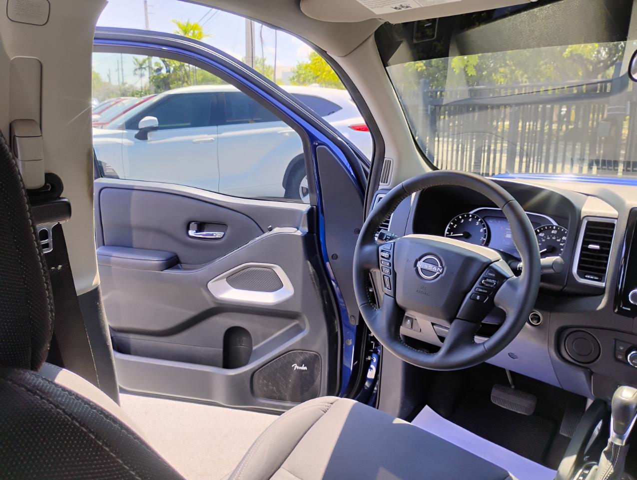 Nissan Frontier S Crew Cab 2WD 2023