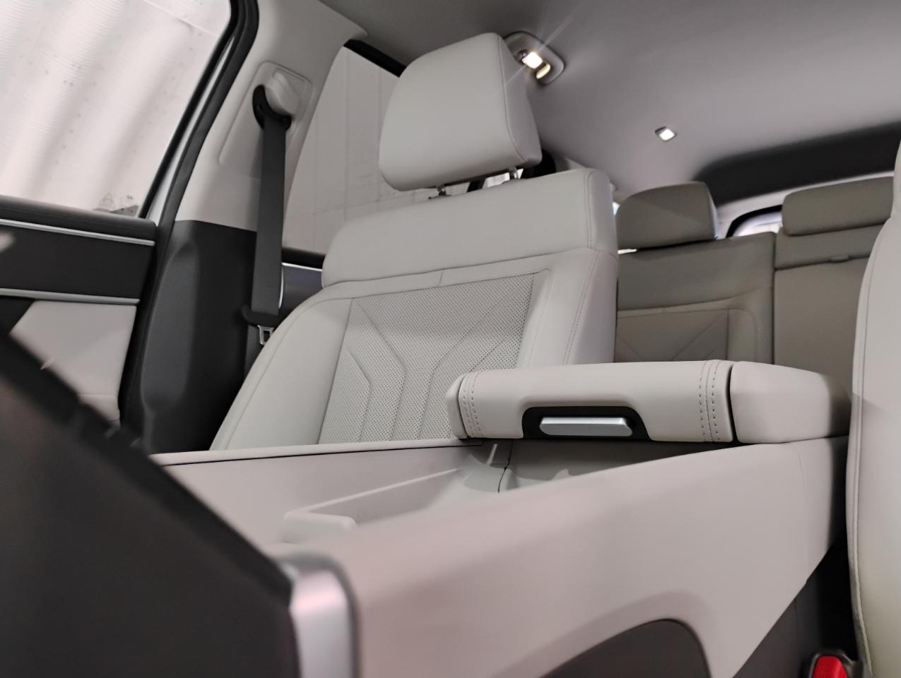 Hyundai Santa Fe Hybrid SEL 2024