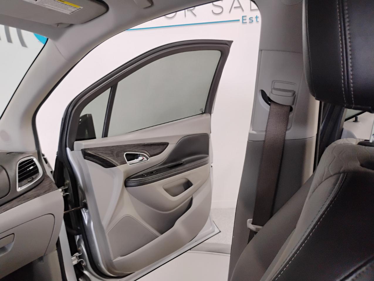 Buick Encore Base FWD 2016