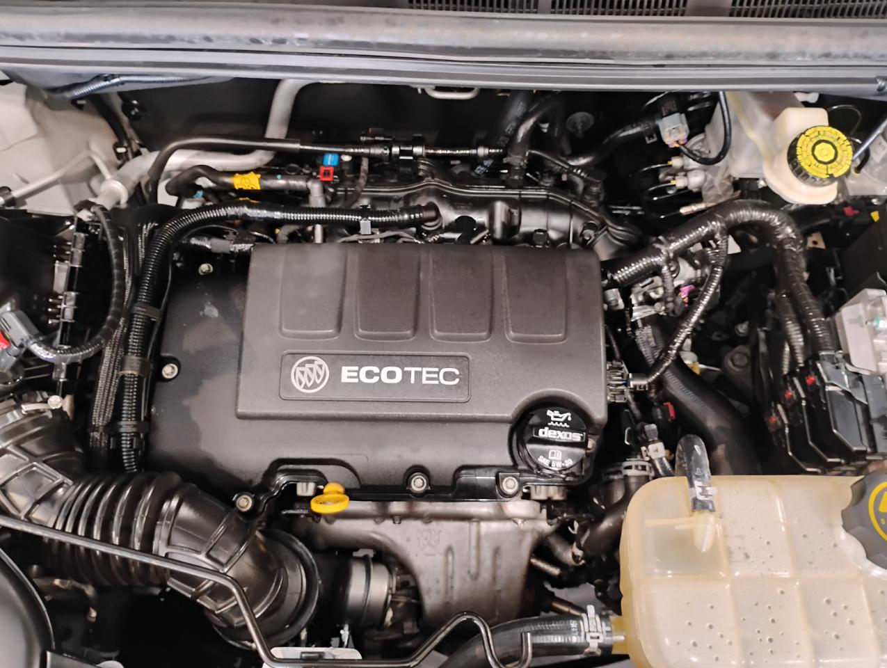 Buick Encore Base FWD 2016