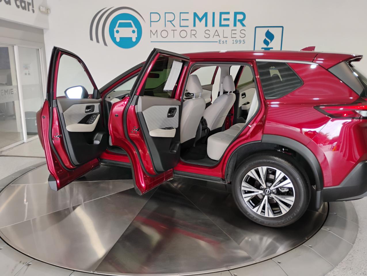 Nissan Rogue SV 2023