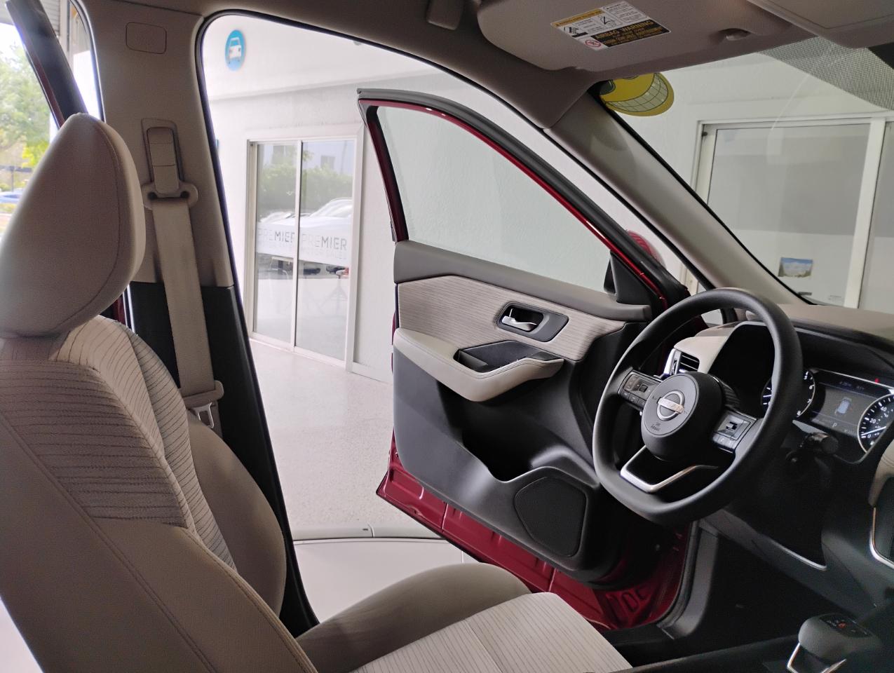 Nissan Rogue SV 2023