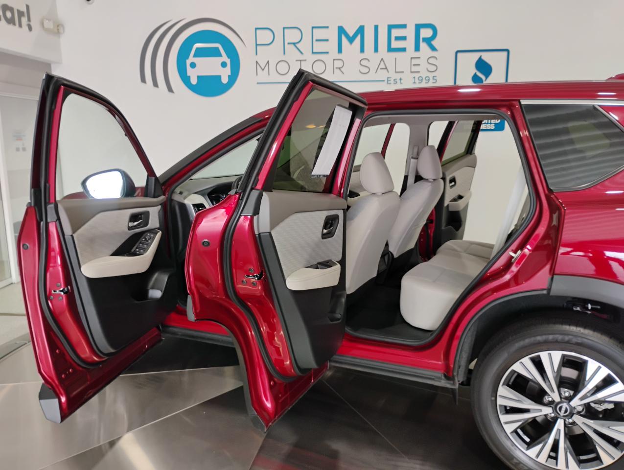 Nissan Rogue SV 2023