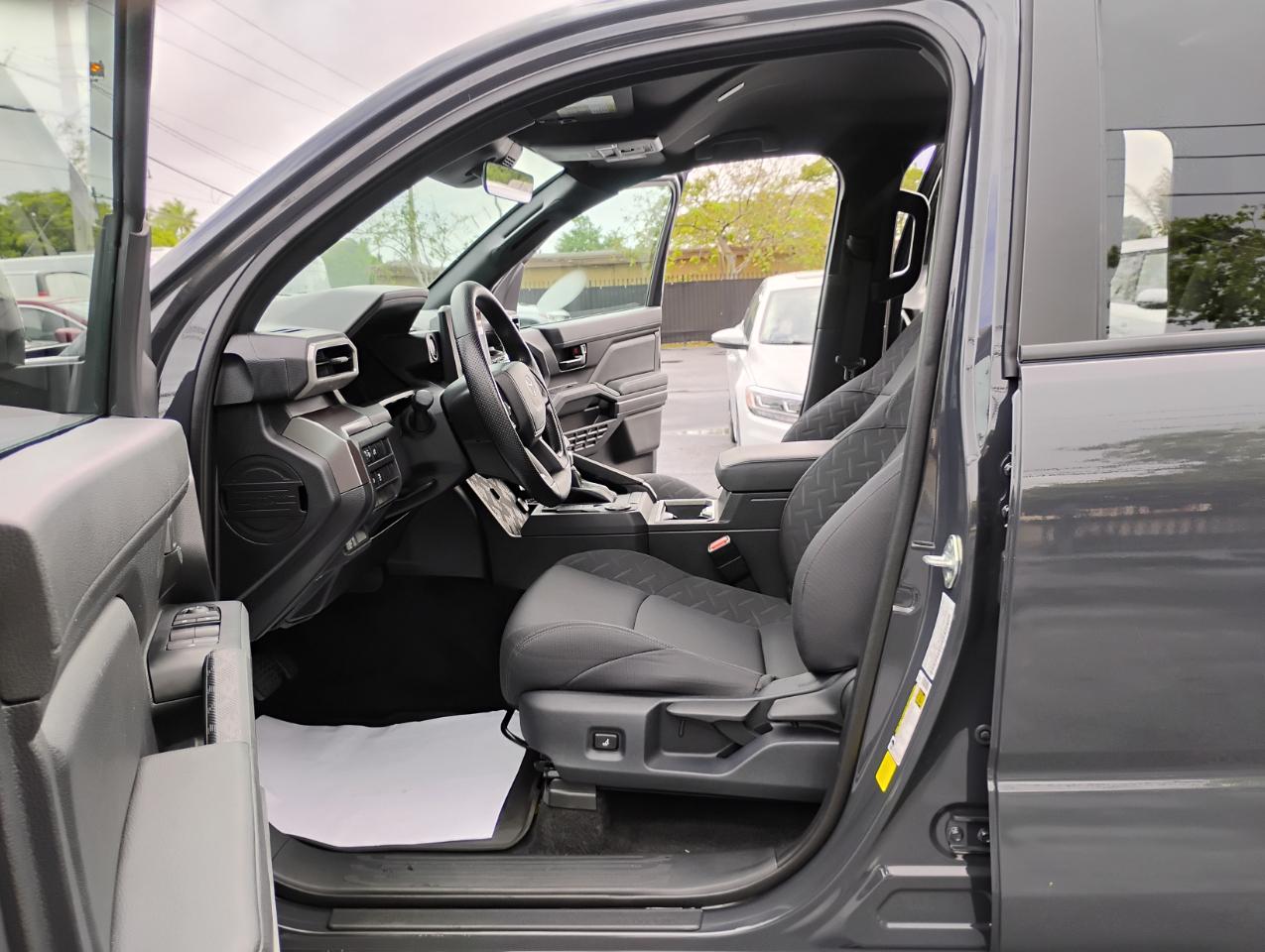 Toyota Tacoma TRD Sport Double Cab 2WD 2024