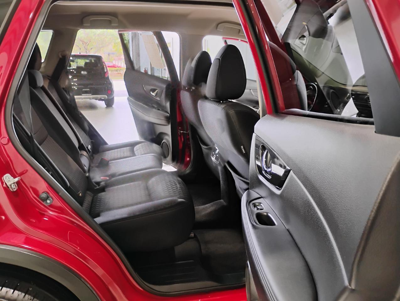 Nissan Rogue S AWD 2017