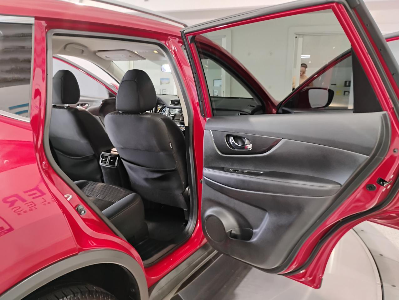 Nissan Rogue S AWD 2017