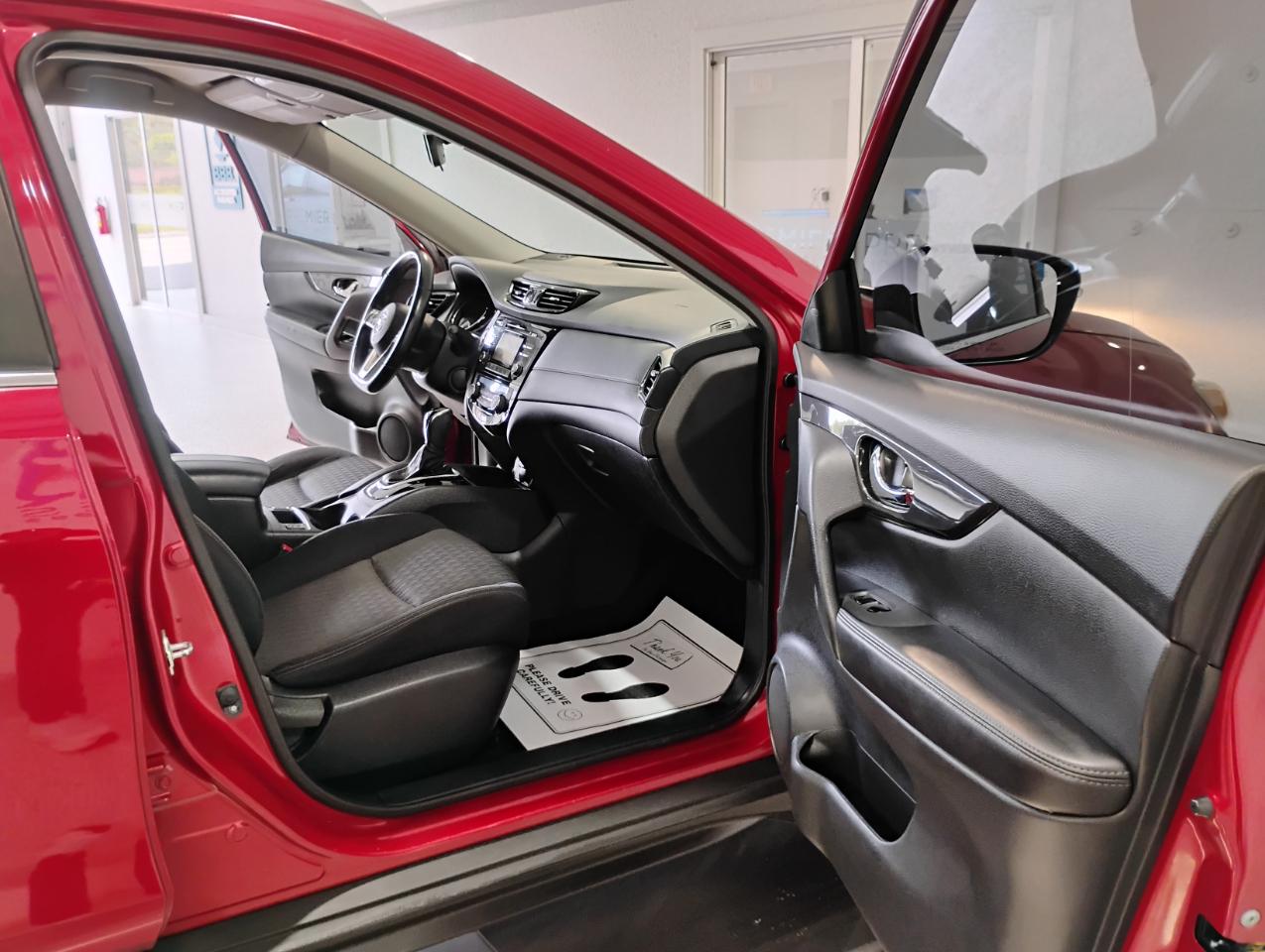 Nissan Rogue S AWD 2017