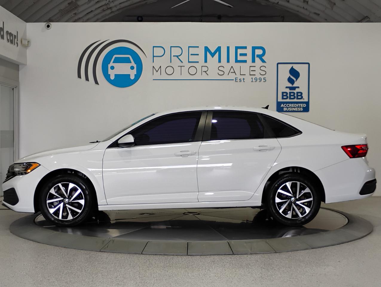 Volkswagen Jetta S 6M 2023