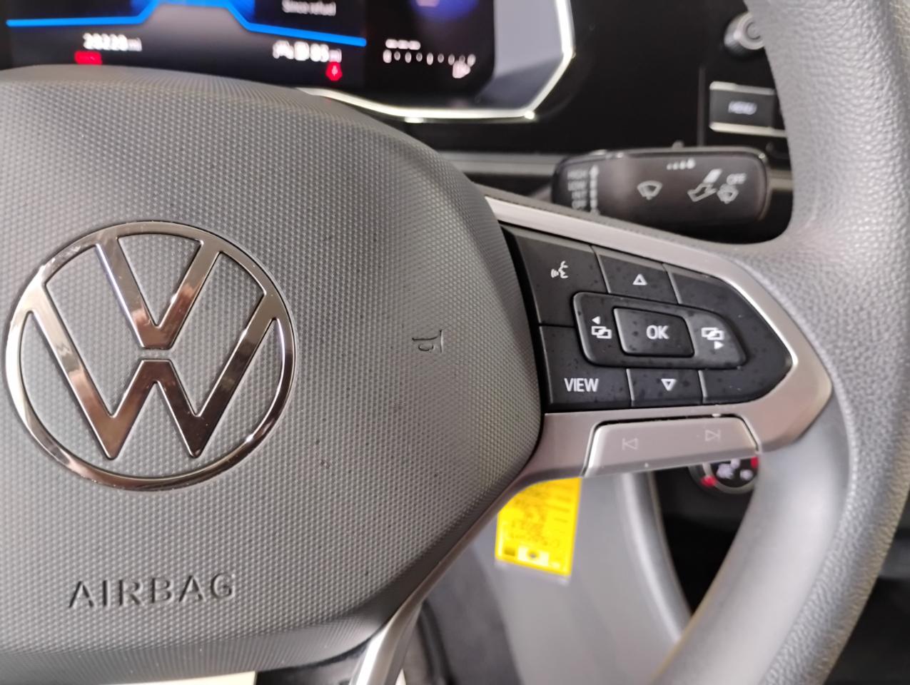 Volkswagen Jetta S 6M 2023