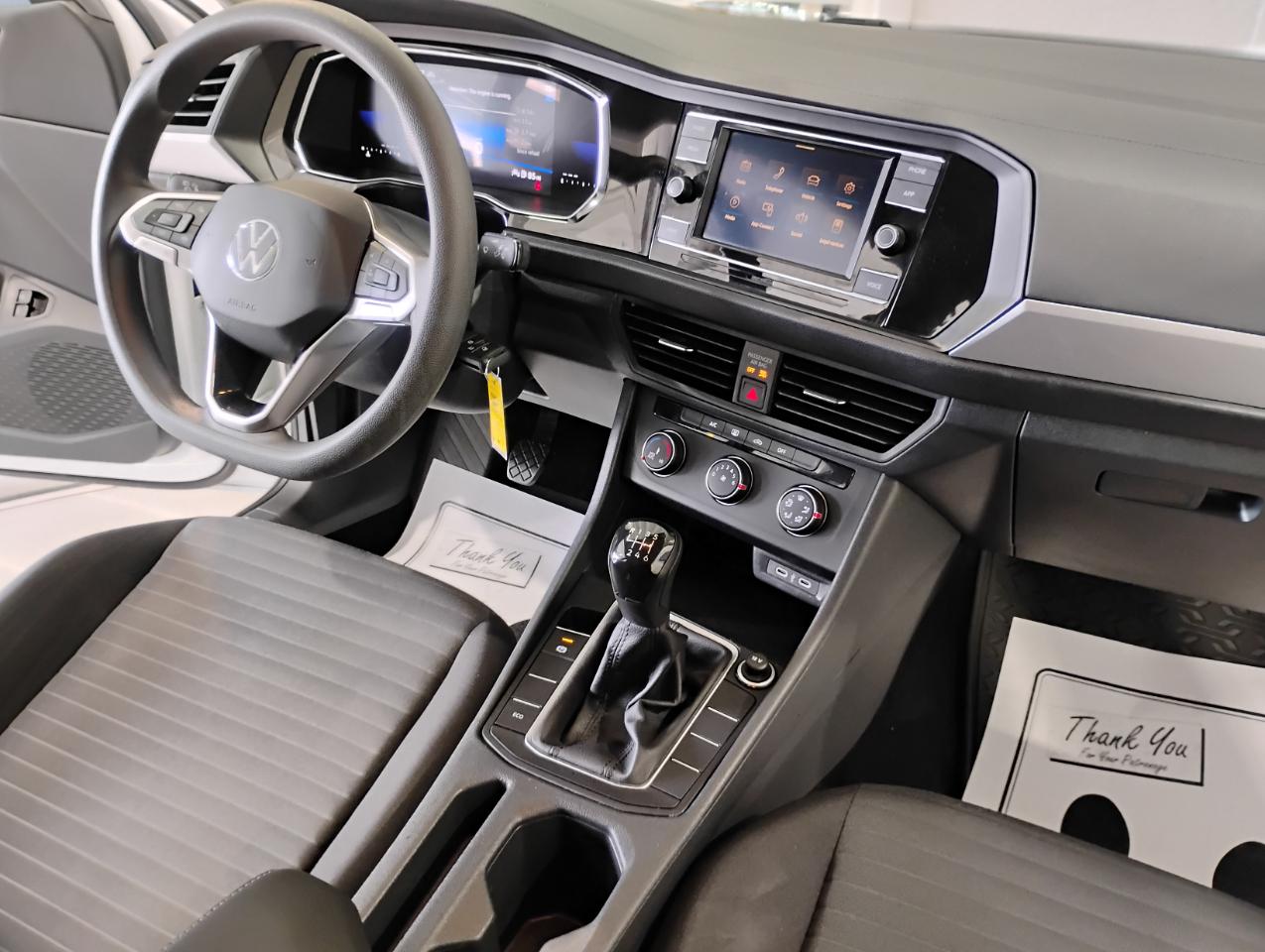 Volkswagen Jetta S 6M 2023