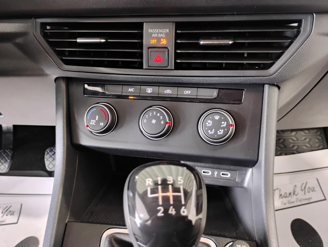 Volkswagen Jetta S 6M 2023