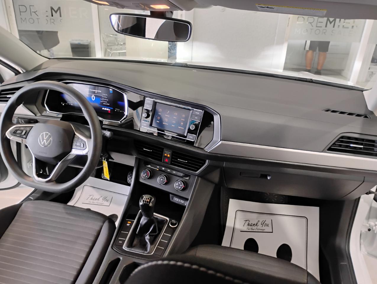 Volkswagen Jetta S 6M 2023