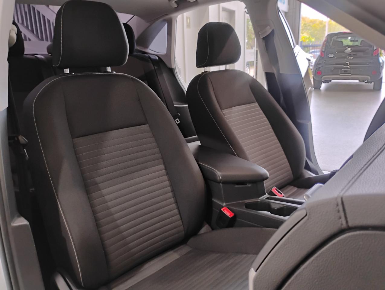 Volkswagen Jetta S 6M 2023