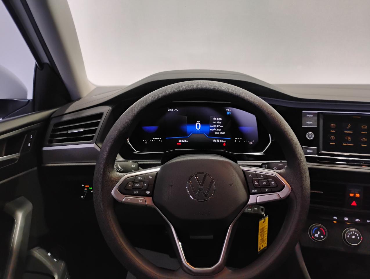 Volkswagen Jetta S 6M 2023