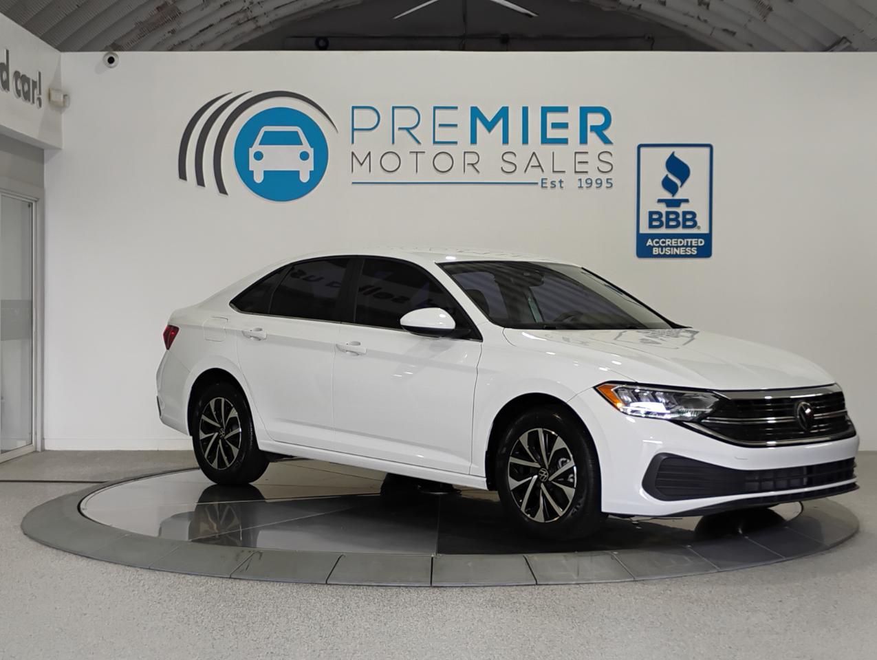 Volkswagen Jetta S 6M 2023