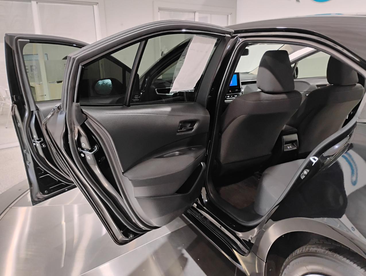 Toyota Corolla LE 2023