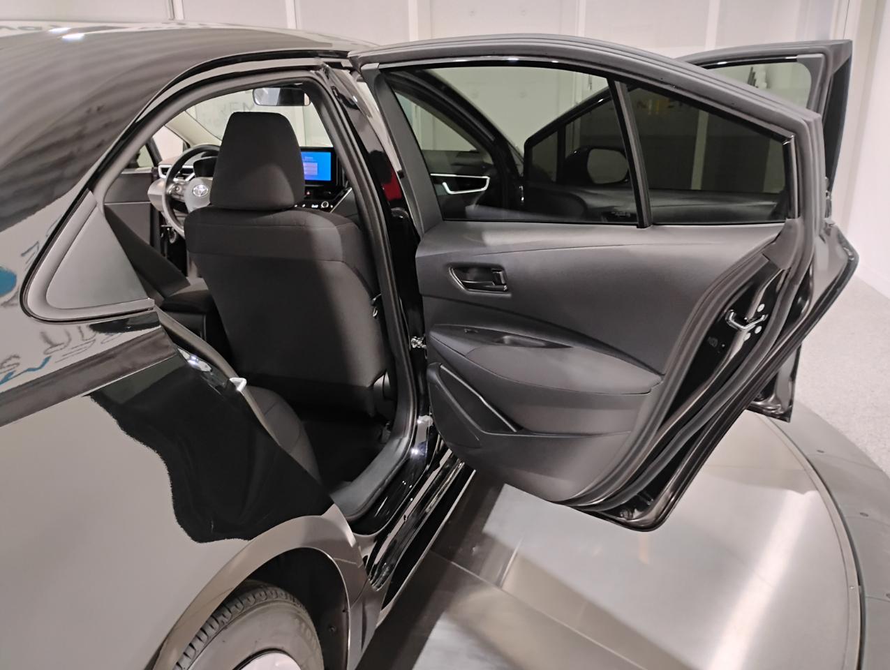 Toyota Corolla LE 2023