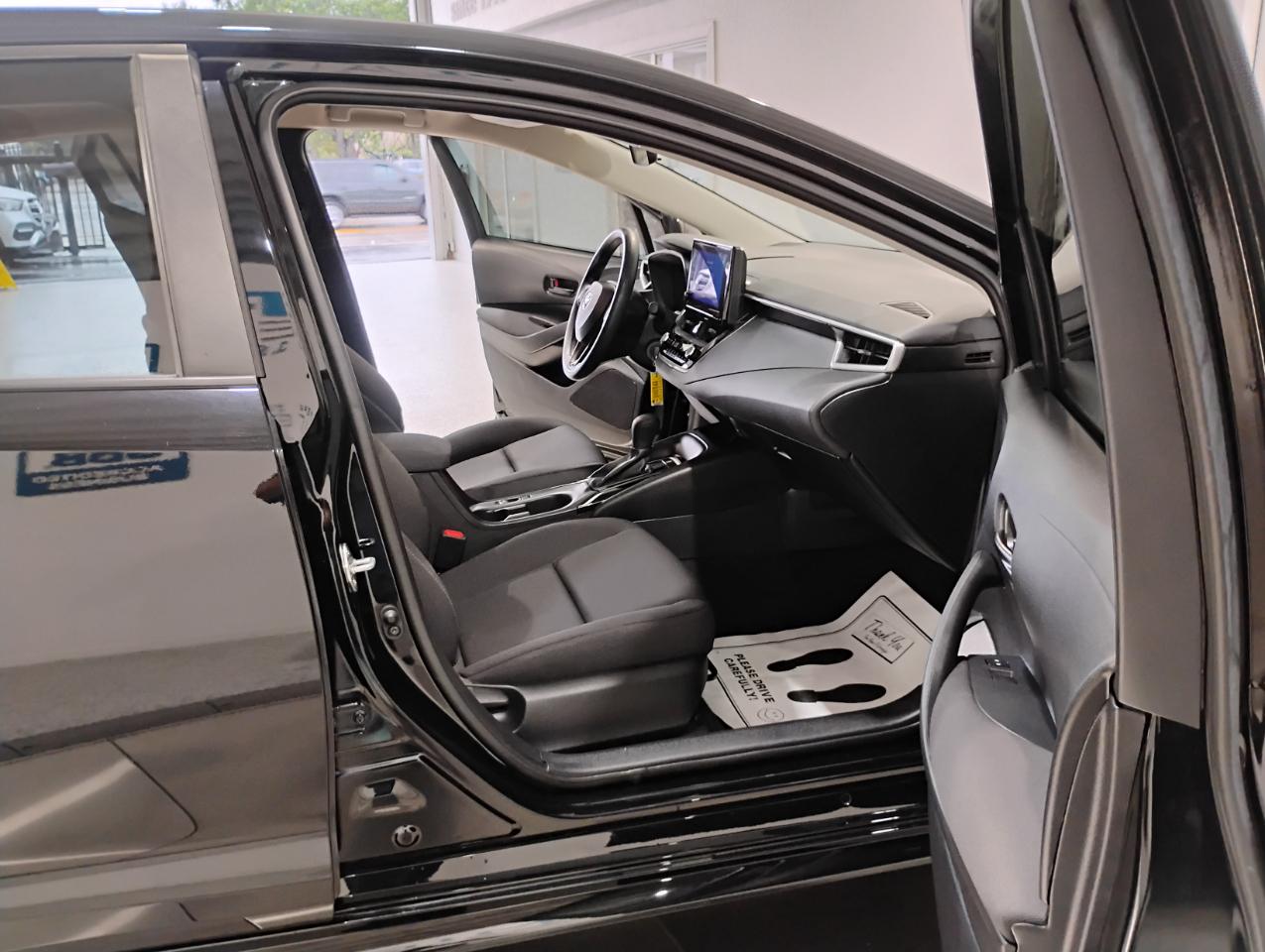 Toyota Corolla LE 2023