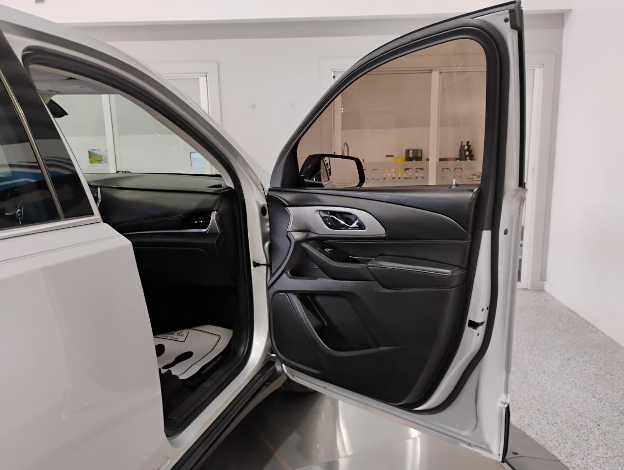 Chevrolet Traverse LS FWD 2019