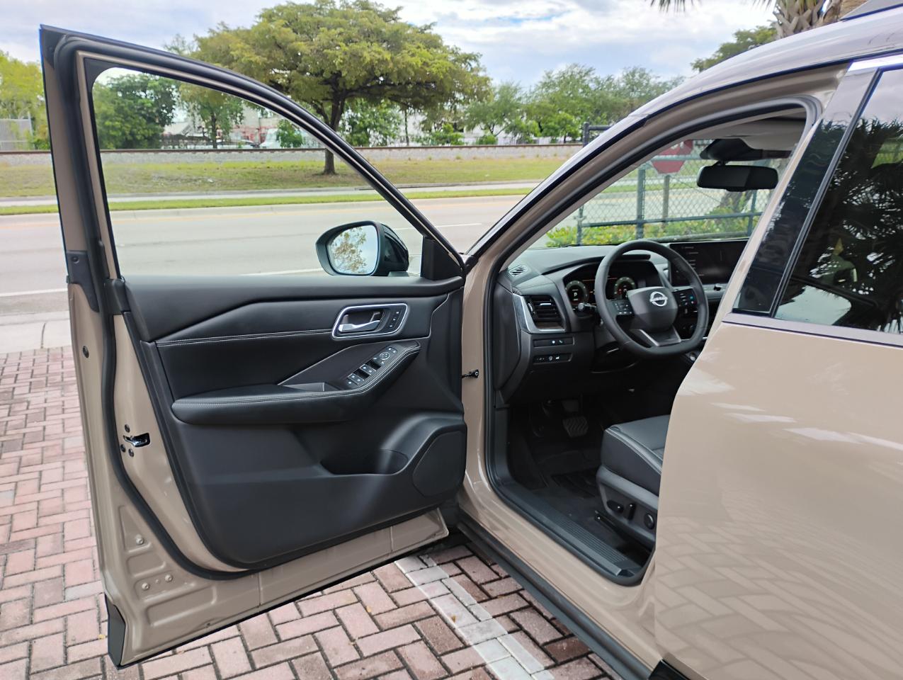 Nissan Rogue Platinum 2025