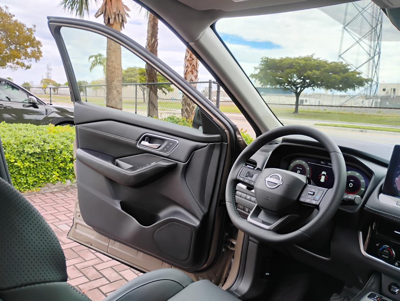 Nissan Rogue Platinum 2025