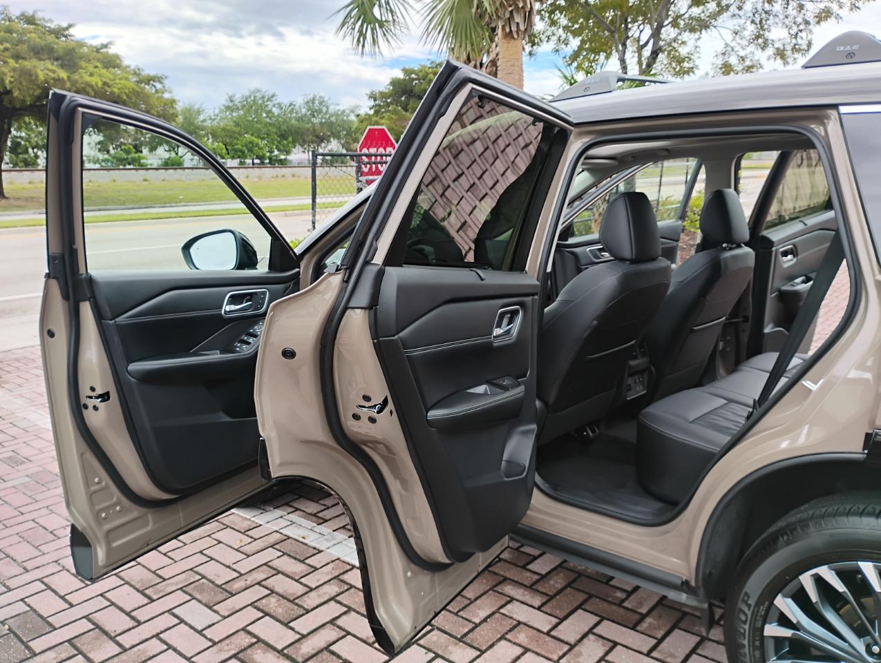 Nissan Rogue Platinum 2025