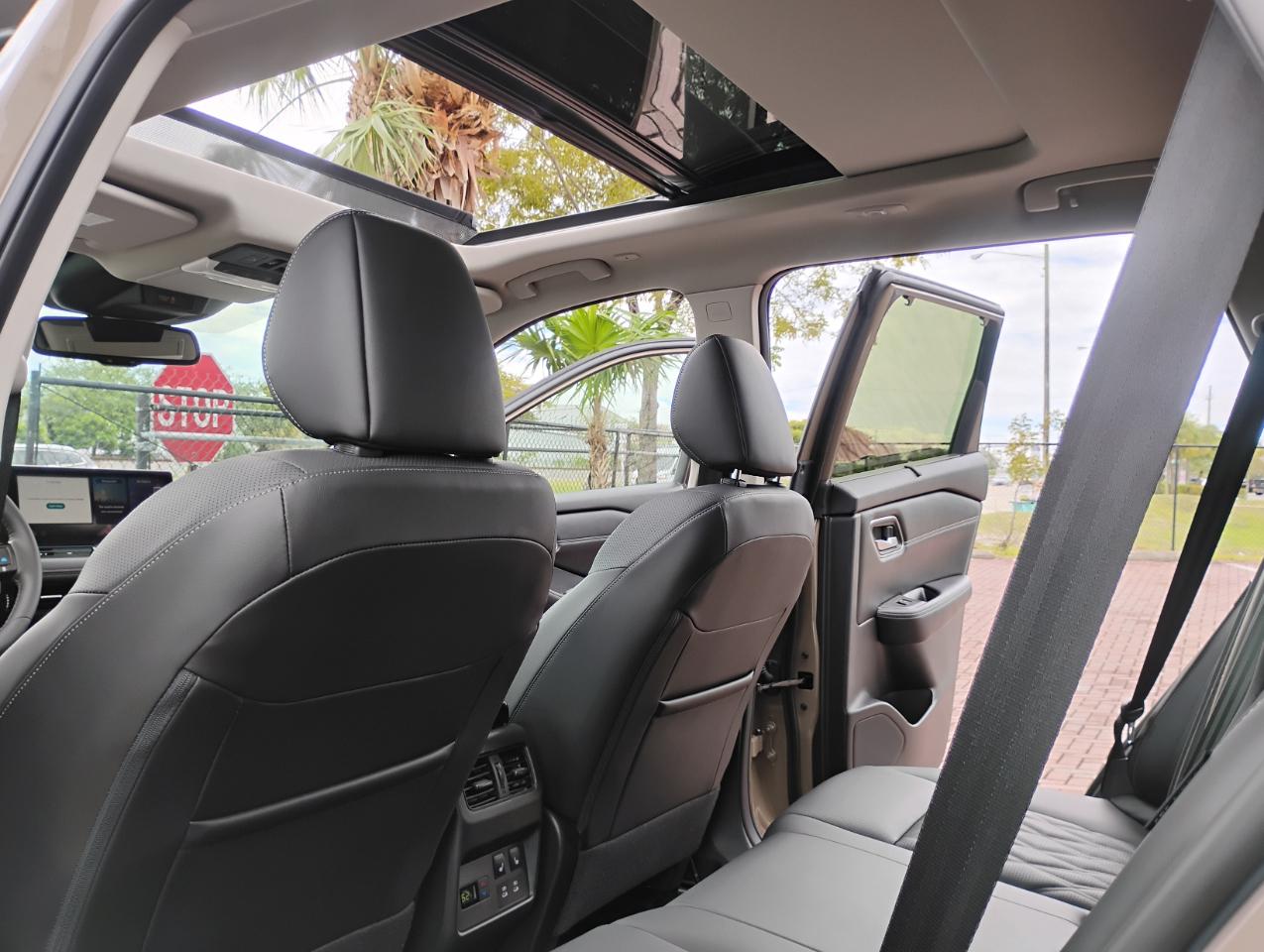 Nissan Rogue Platinum 2025