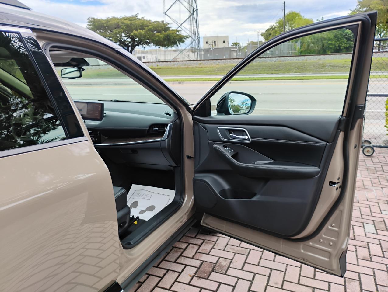 Nissan Rogue Platinum 2025