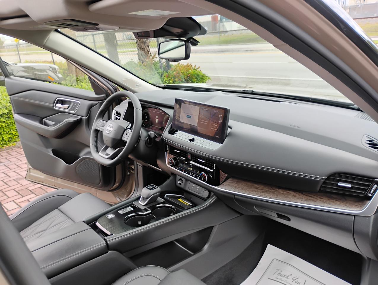 Nissan Rogue Platinum 2025