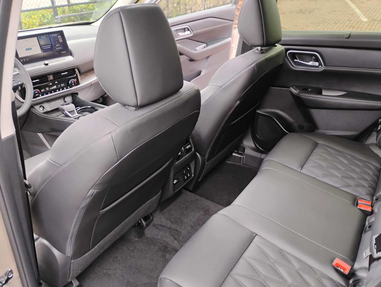 Nissan Rogue Platinum 2025