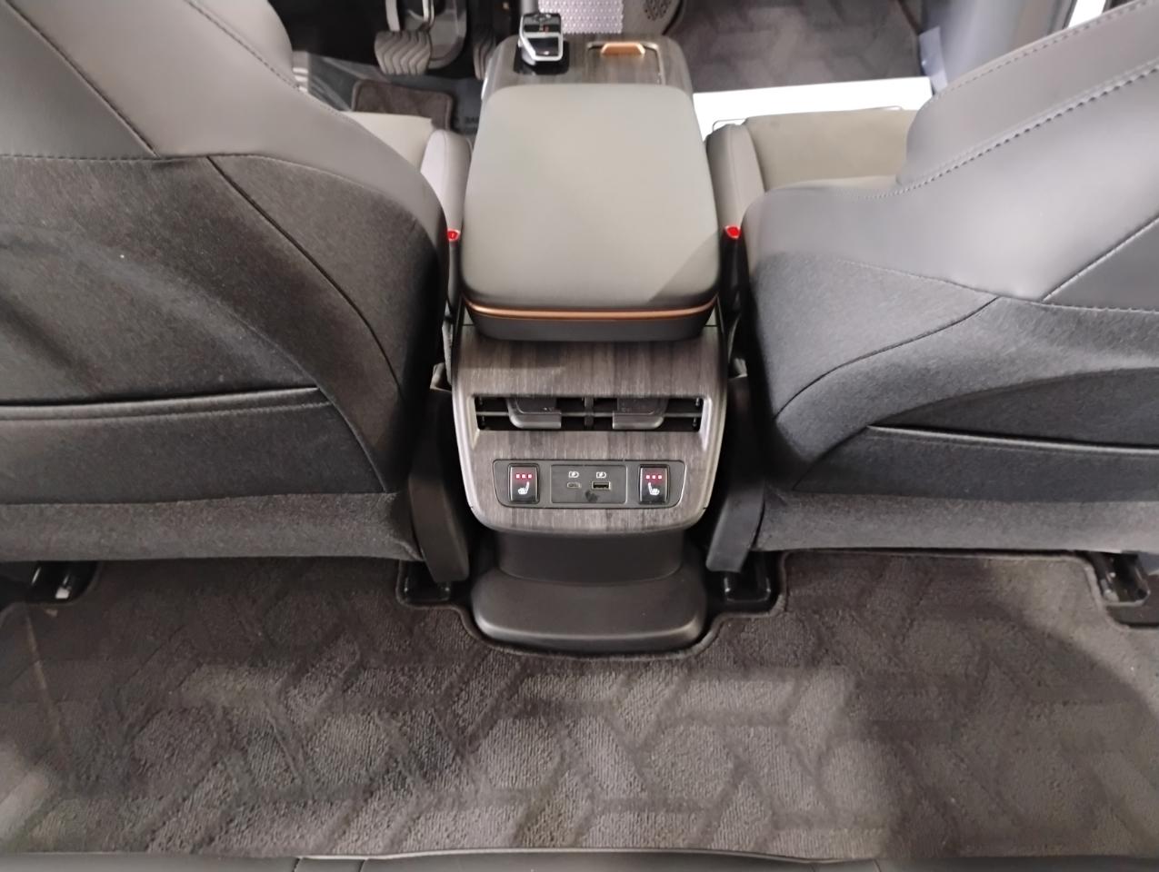 Nissan Ariya Engage e-4ORCE 2024