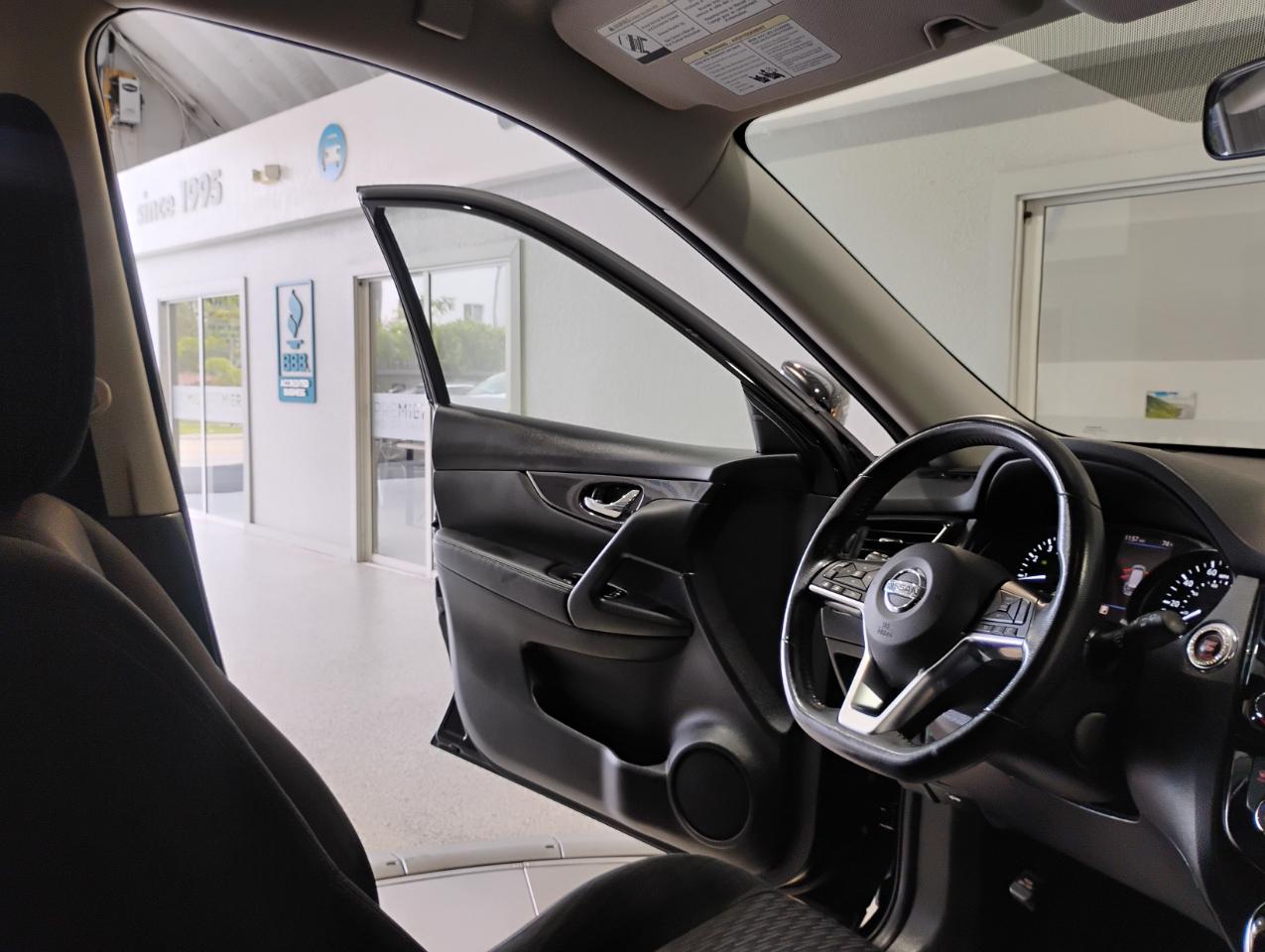 Nissan Rogue SV 2WD 2019