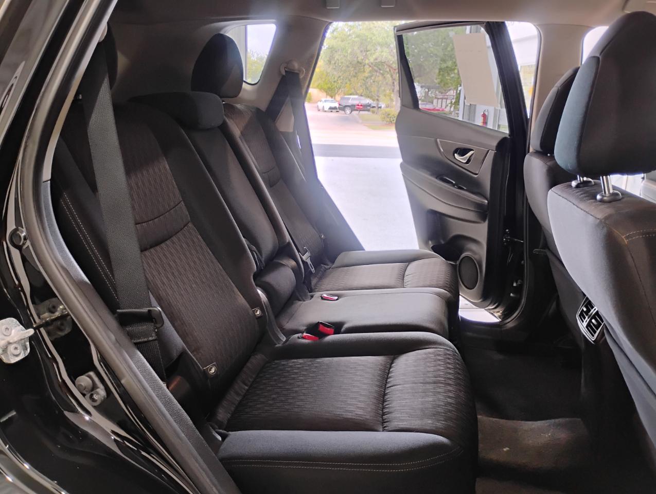 Nissan Rogue SV 2WD 2019