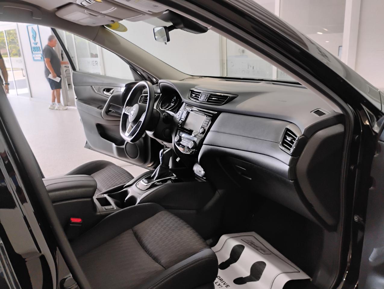 Nissan Rogue SV 2WD 2019