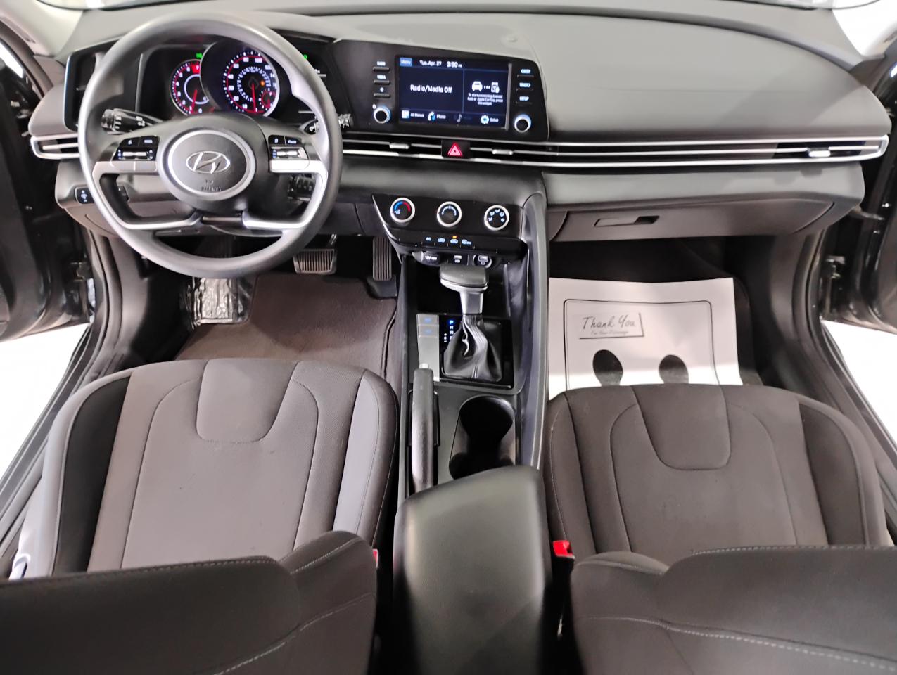 Hyundai Elantra SE 2021