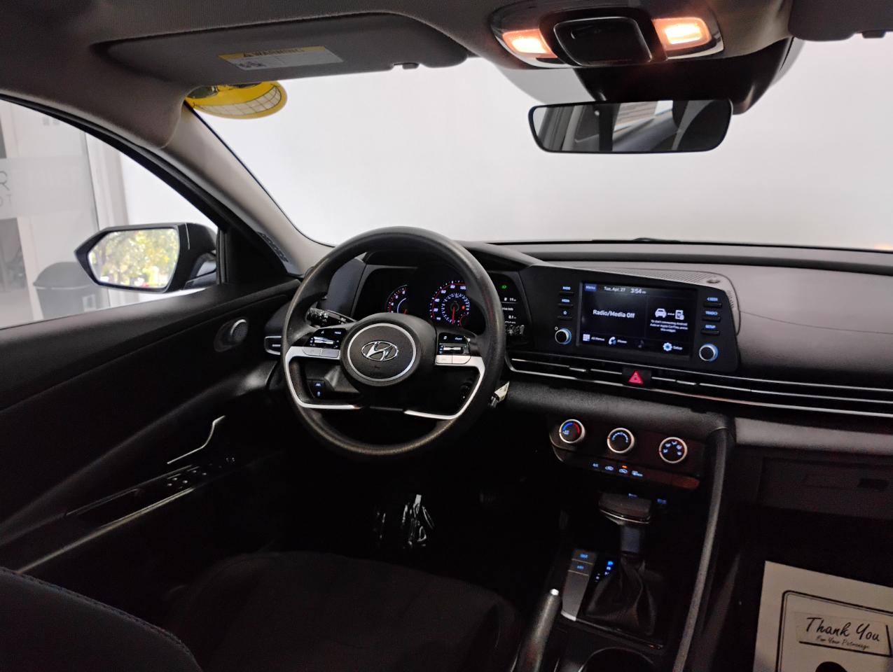 Hyundai Elantra SE 2021