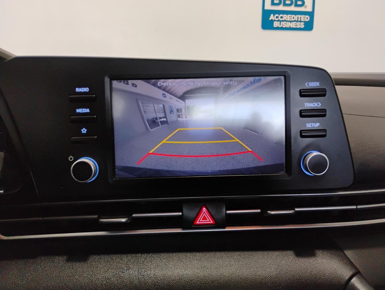 Hyundai Elantra SE 2021