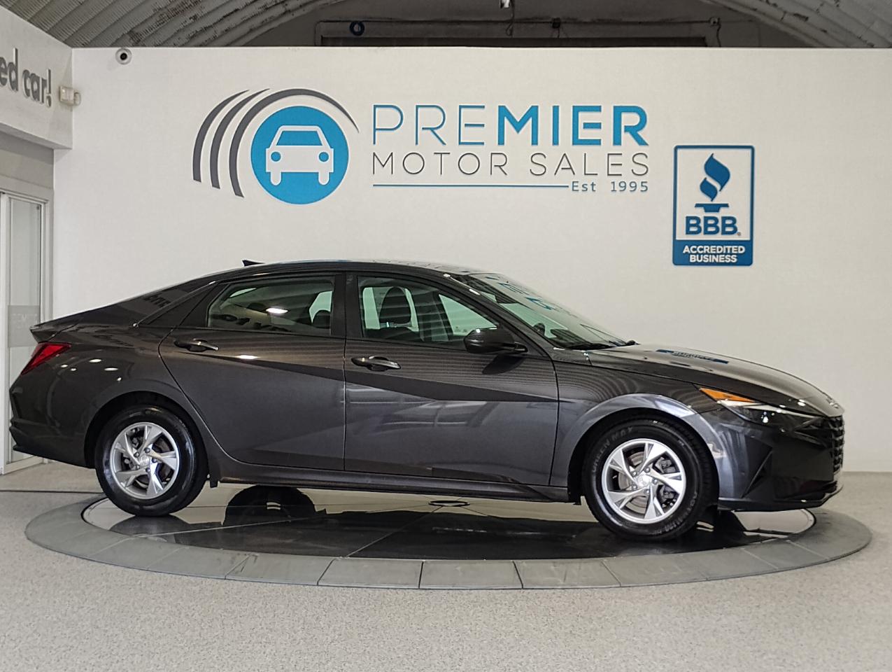 Hyundai Elantra SE 2021