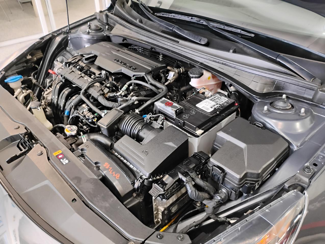 Hyundai Elantra SE 2021