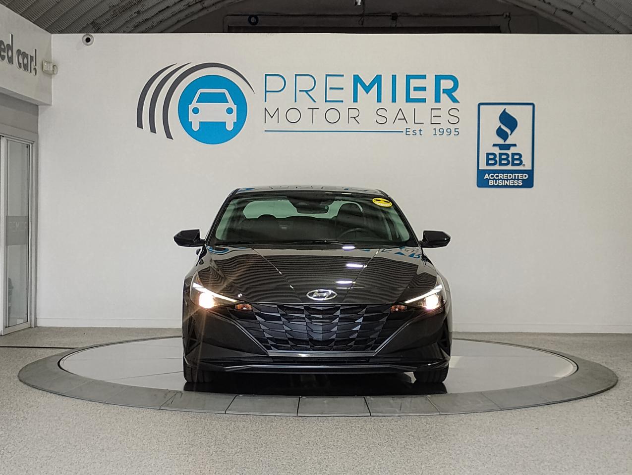 Hyundai Elantra SE 2021