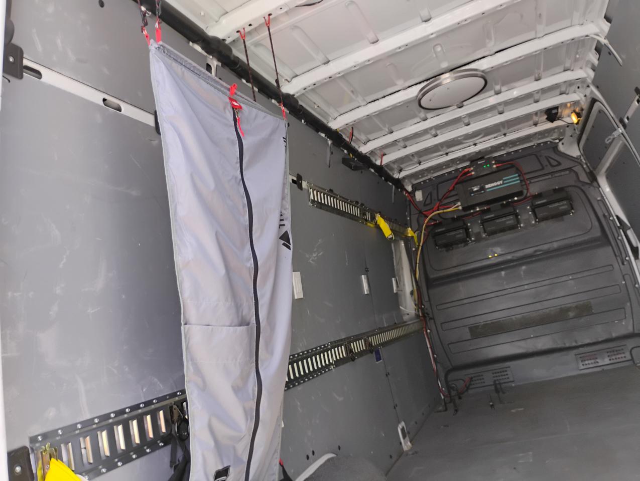 Mercedes-Benz Sprinter 2500 High Roof 170-in. WB 2017