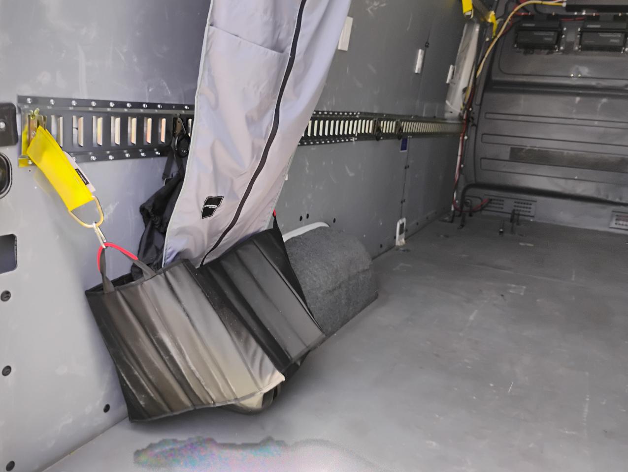 Mercedes-Benz Sprinter 2500 High Roof 170-in. WB 2017