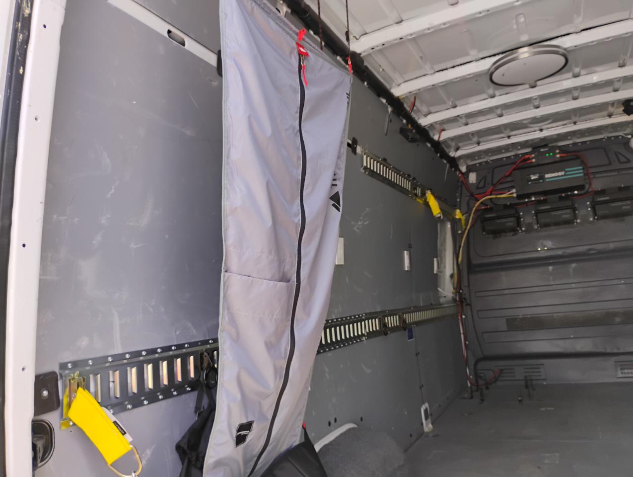 Mercedes-Benz Sprinter 2500 High Roof 170-in. WB 2017